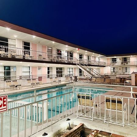 Ivanhoe Motel North Wildwood Bagian luar foto